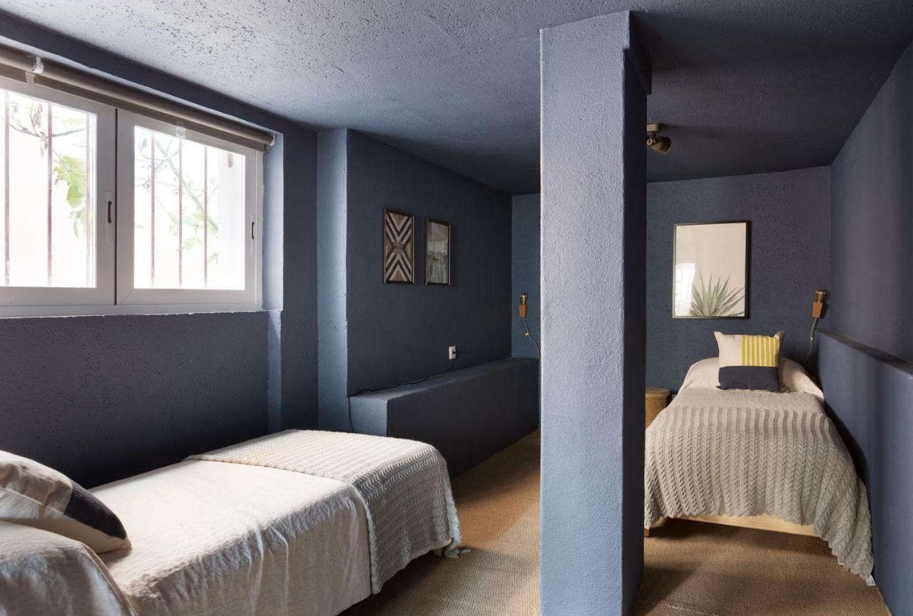Renovated Charming Apartment With Terrace In Lapa Lisbon Luaran gambar